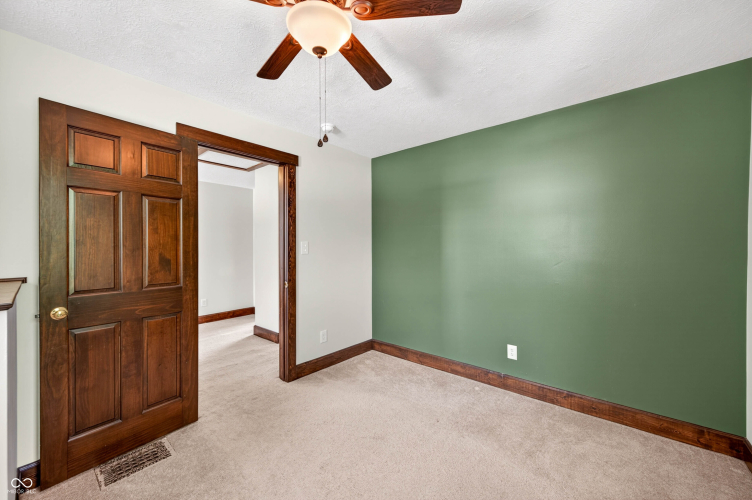 Listing Image 51