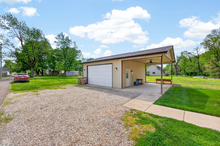 Listing Image 57