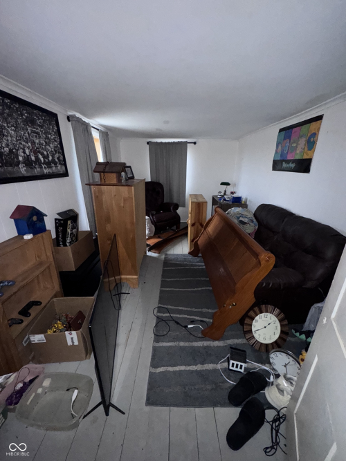 Listing Image 17