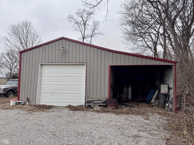 Listing Image 24