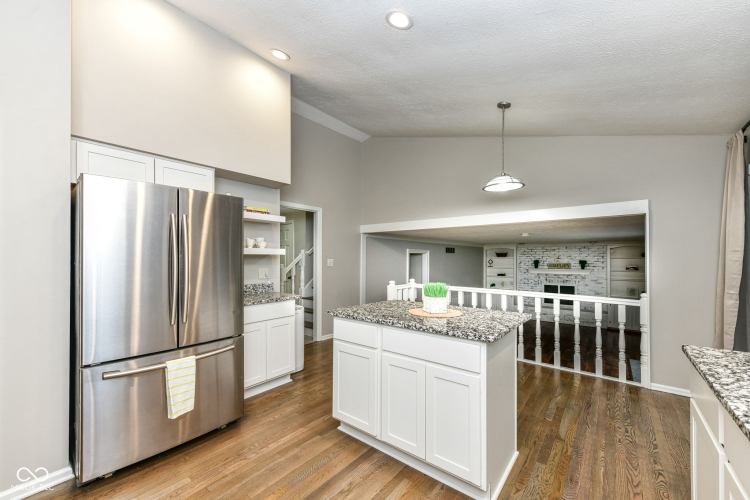 Listing Image 19