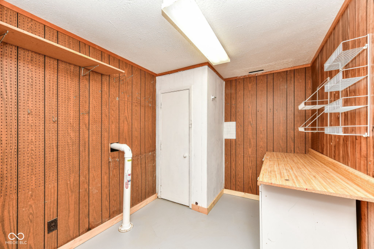 Listing Image 50