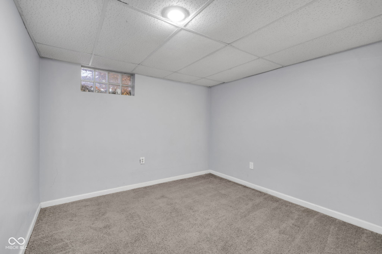 Listing Image 29