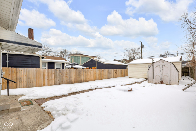 Listing Image 38