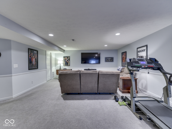 Listing Image 43