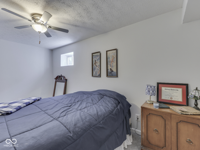 Listing Image 50