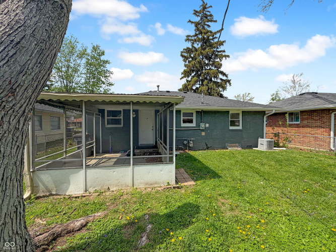 Listing Image 5