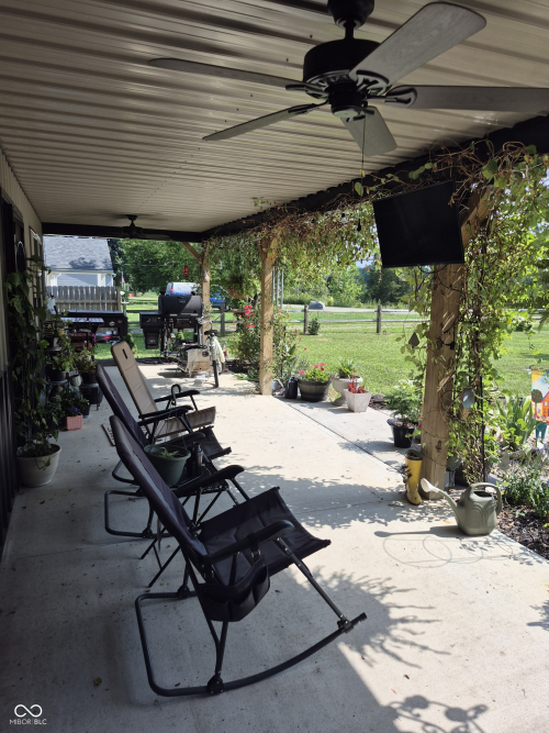 Listing Image 40