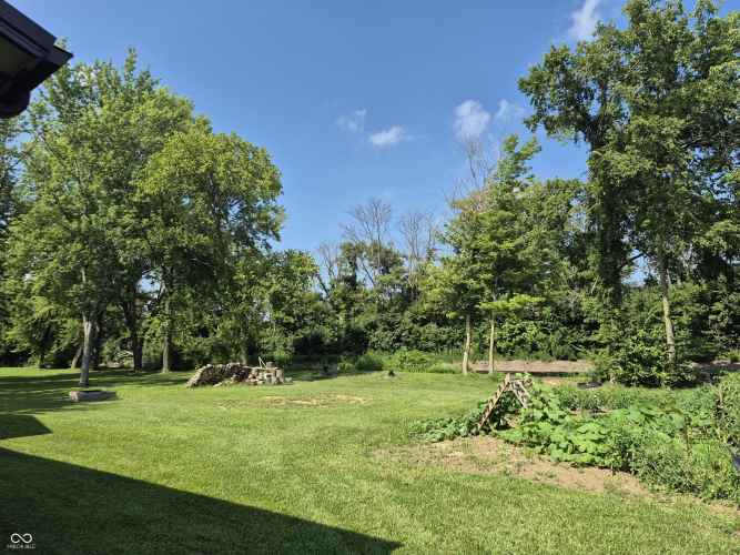 Listing Image 42