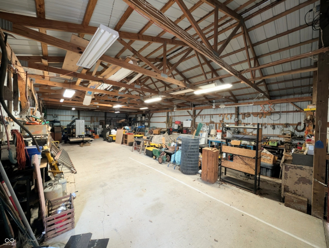 Listing Image 40