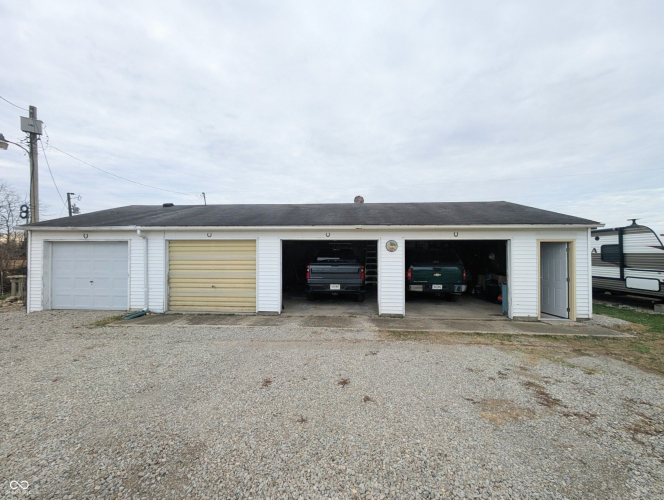 Listing Image 42