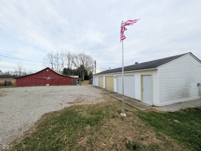Listing Image 51