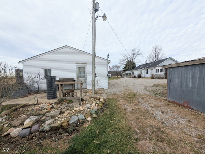 Listing Image 59