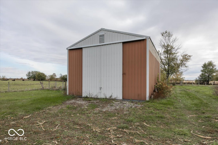 Listing Image 23