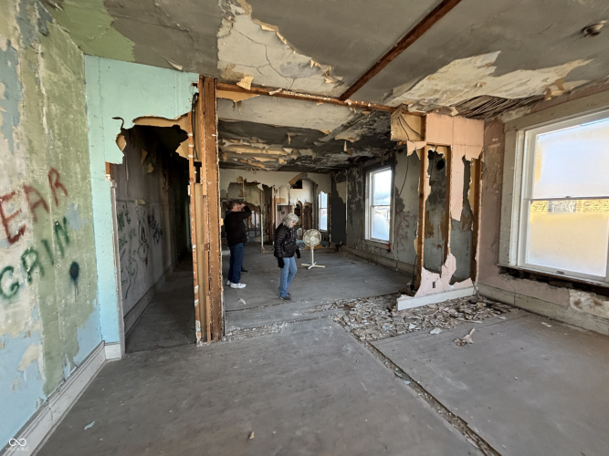 Listing Image 18