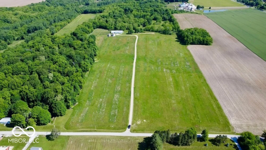 Listing Image 52