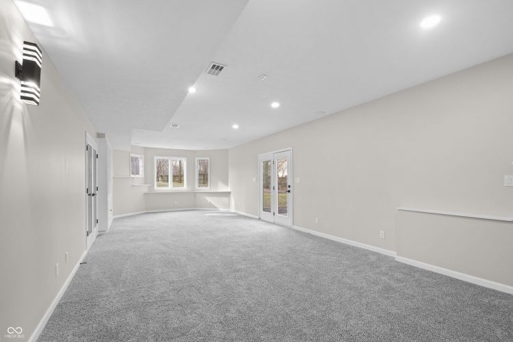Listing Image 50