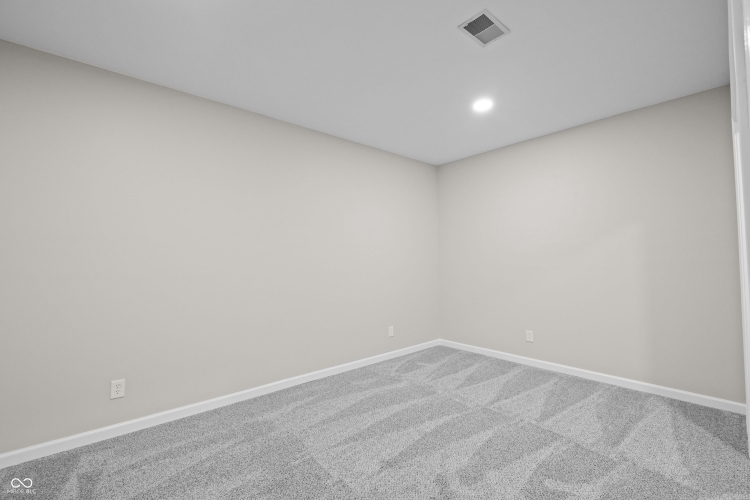 Listing Image 51