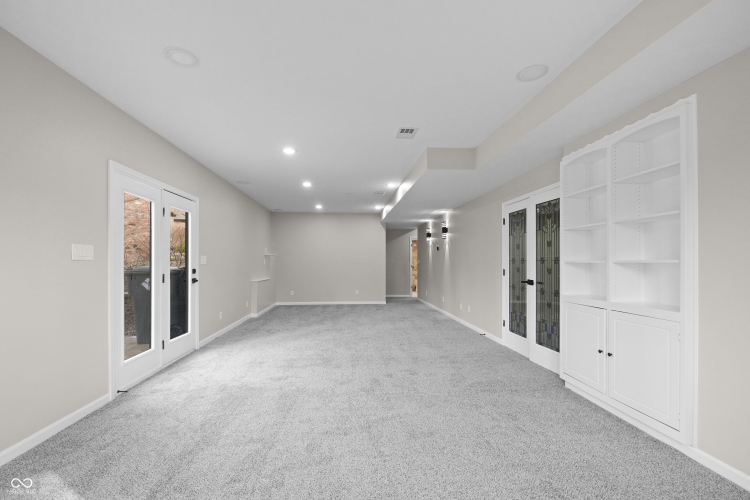 Listing Image 52