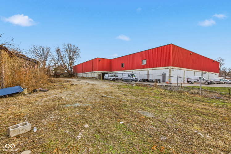 Listing Image 14