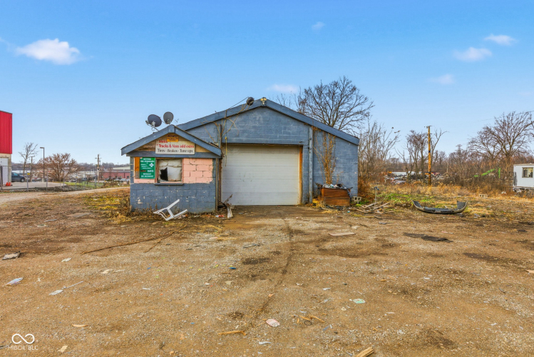 Listing Image 16