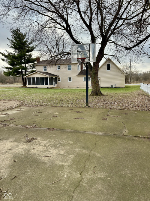 Listing Image 28