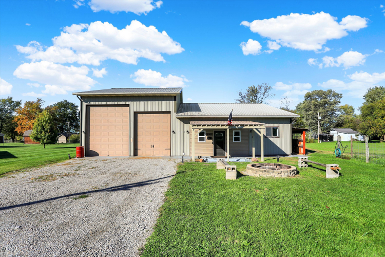 Listing Image 6