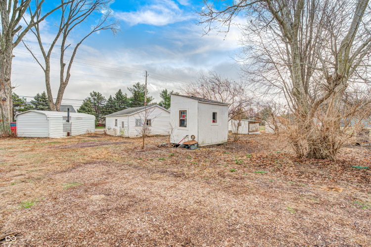 Listing Image 24