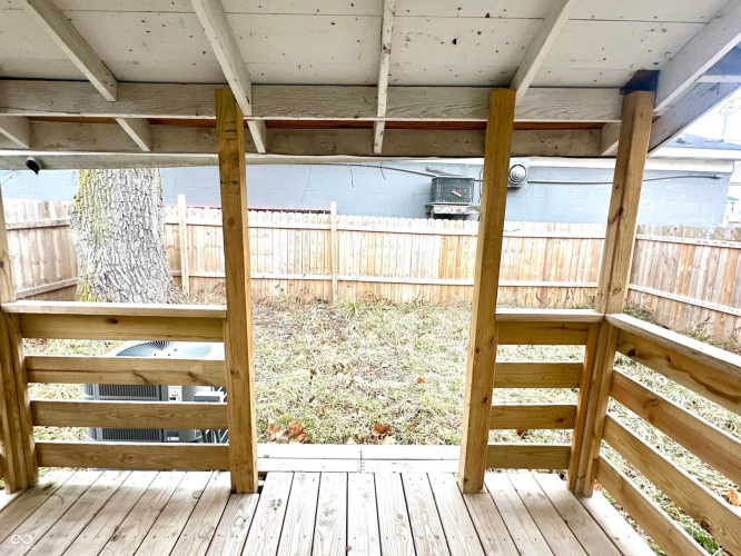 Listing Image 15