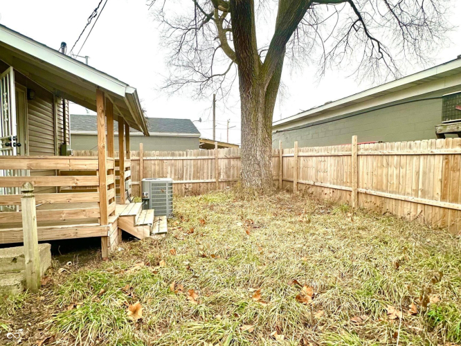 Listing Image 17