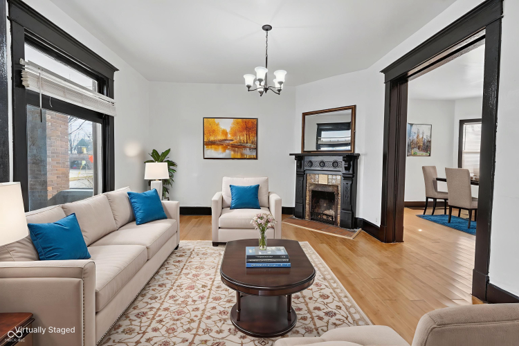 Listing Image 10