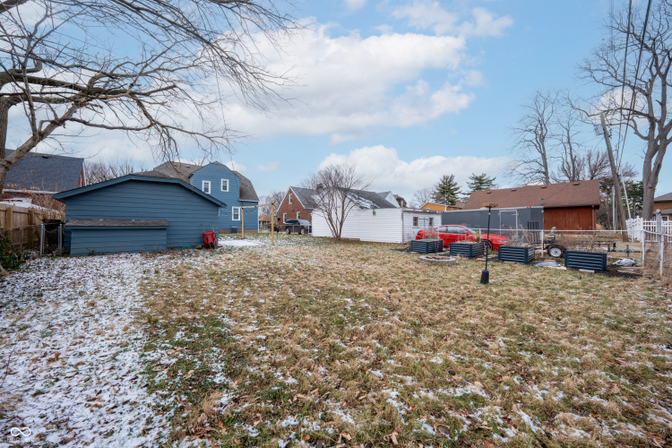 Listing Image 33