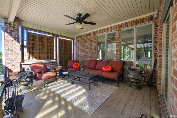 Listing Image 29