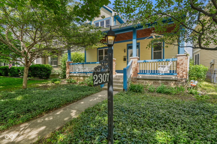 Listing Image 3