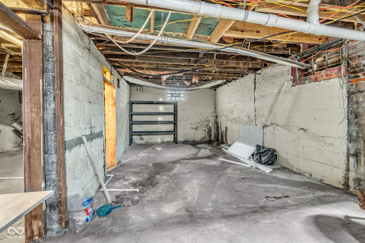 Listing Image 39