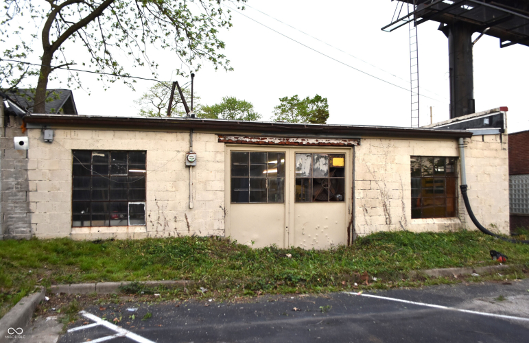 Listing Image 13