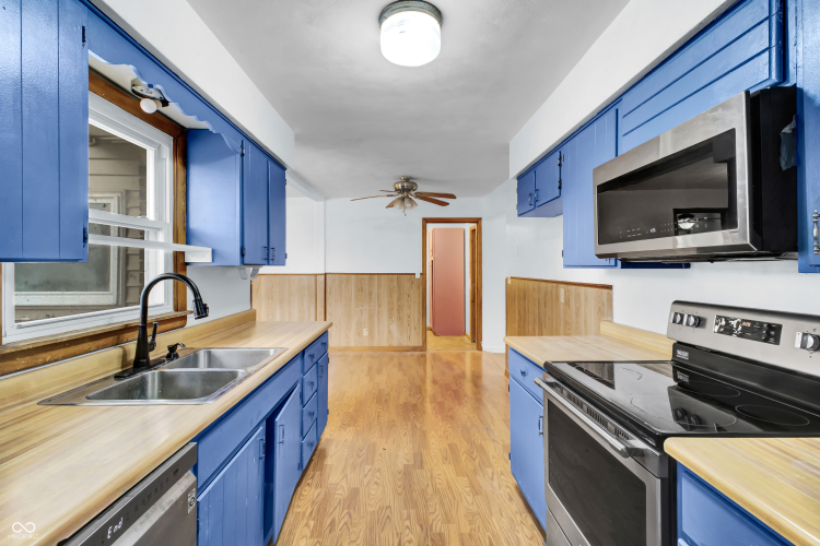 Listing Image 15