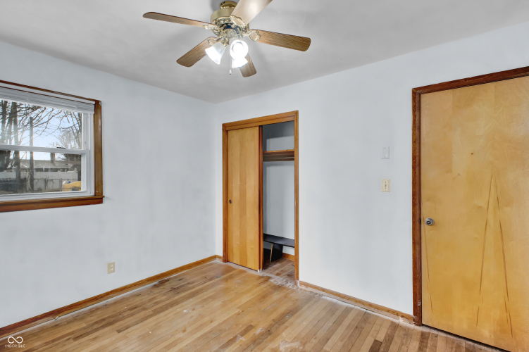 Listing Image 35