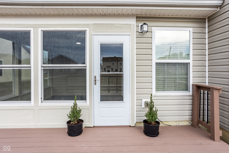 Listing Image 27