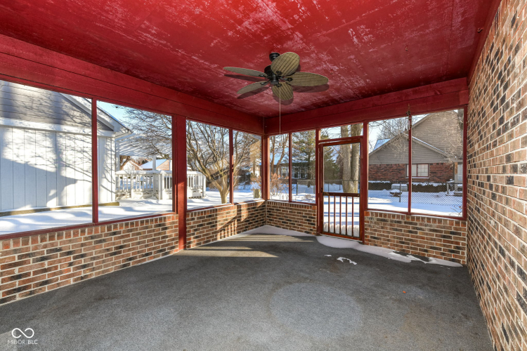 Listing Image 32