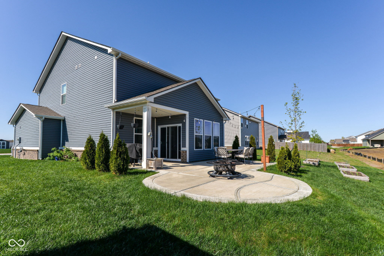 Listing Image 44