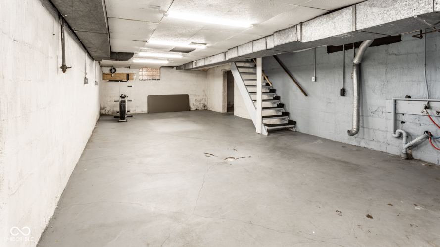 Listing Image 25