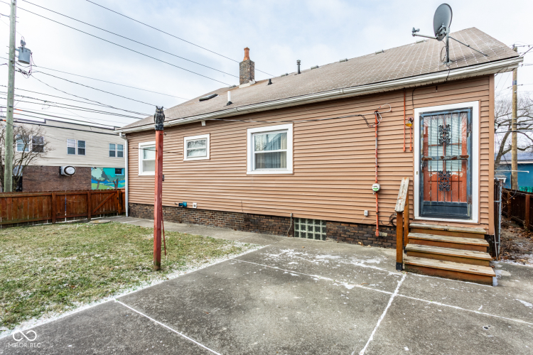 Listing Image 29