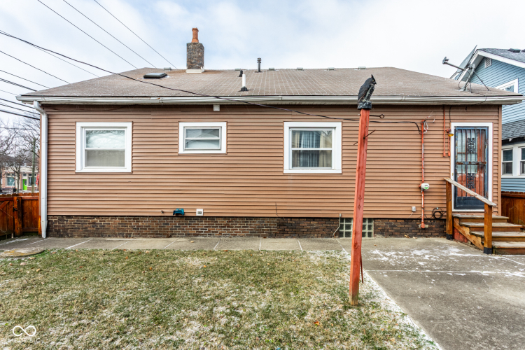 Listing Image 30