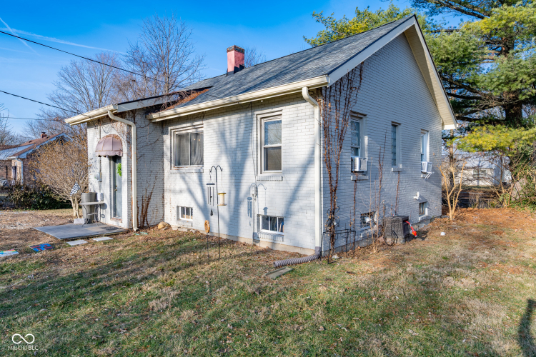 Listing Image 36