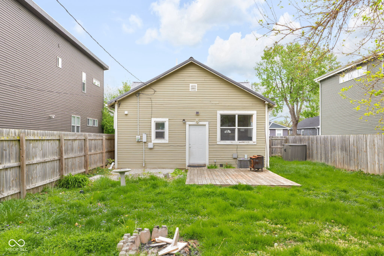 Listing Image 24