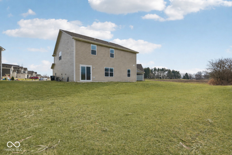 Listing Image 36