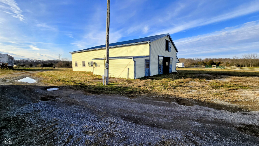 Listing Image 32