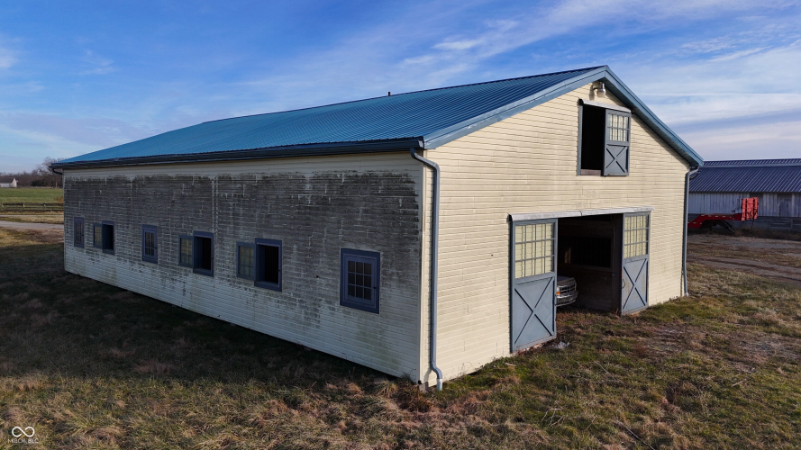 Listing Image 58