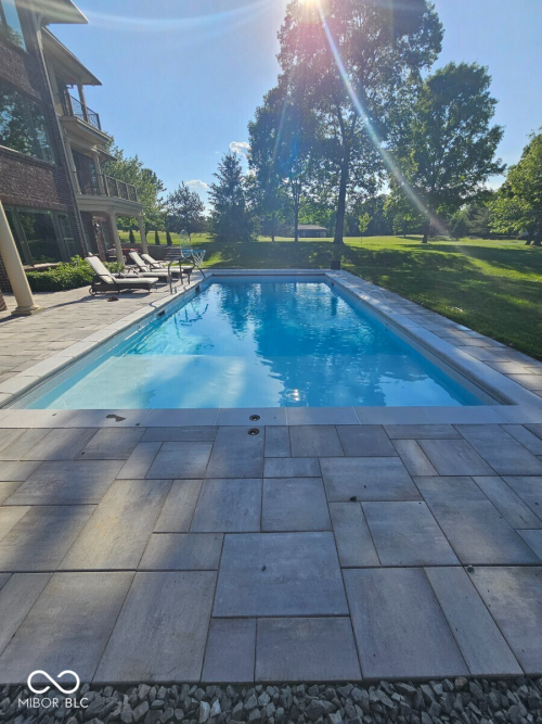 Listing Image 80